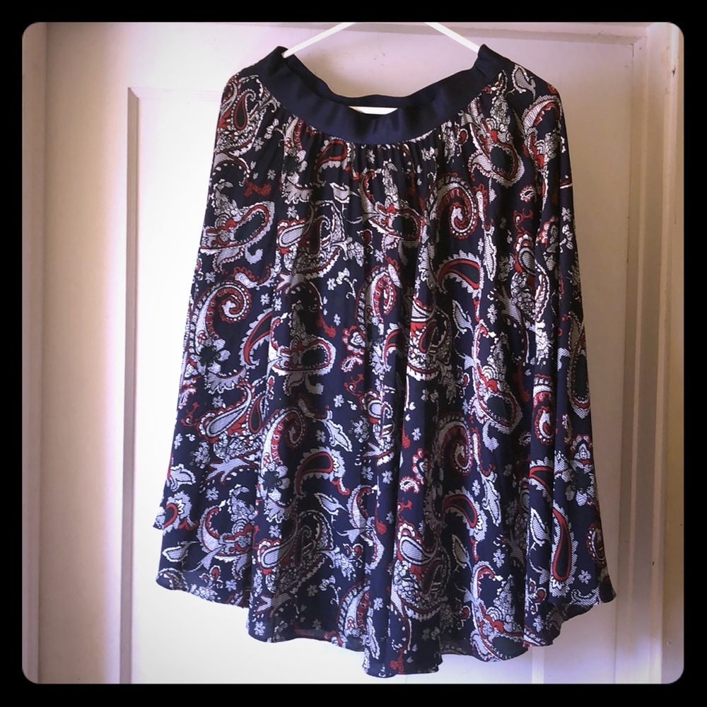 Express patterned skirt